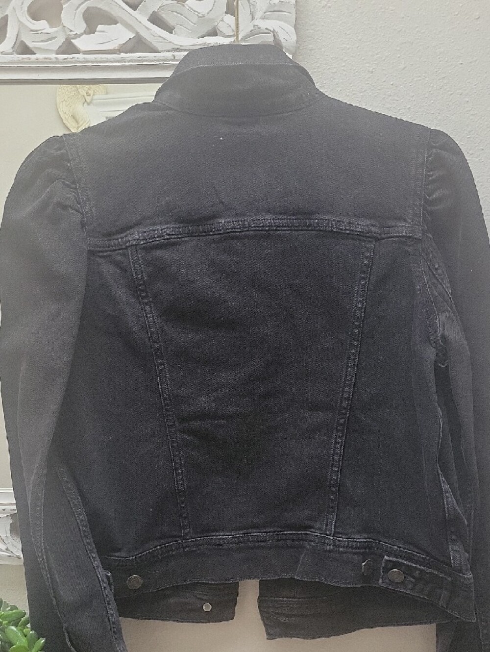 GAP Black Button-Up Denim Jacket - Picture 2 of 2